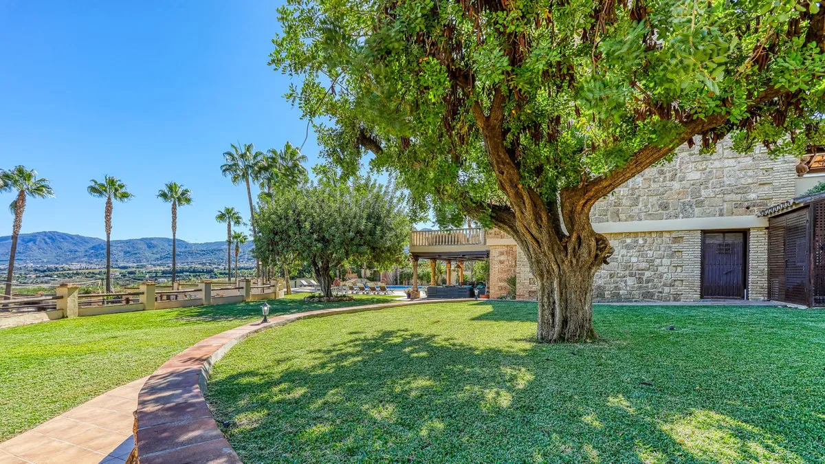 ebec3b7f-a826-4c57-aa1a-ac06e49326f0