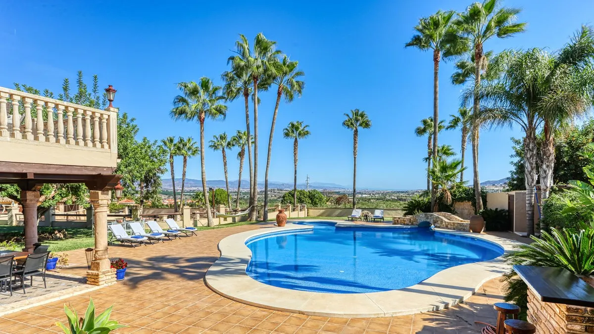 f0904c95-ee63-4539-87a1-9c9fb11396f1