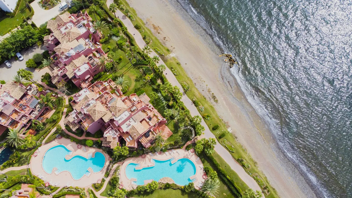 5cff7fa0-b6fe-4123-87d1-3316013bbdbe