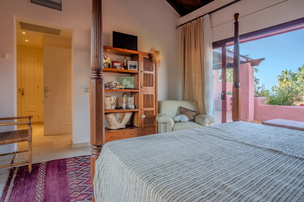 7afde3d2-3c89-4244-a7b8-c0f986d52d22