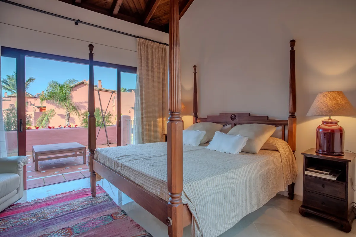 adbf1da3-d450-4aa2-a27e-707800a34cf1