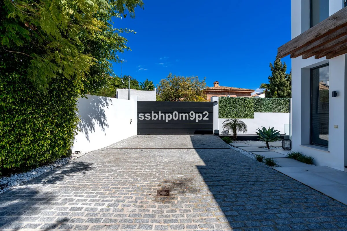 87495736-bb4a-4403-9846-13ef8b2a251c