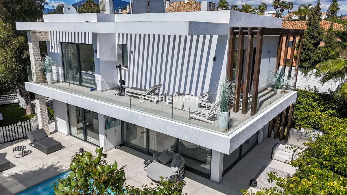 9611bce8-fcfd-4f01-bad4-67e79a8df26c