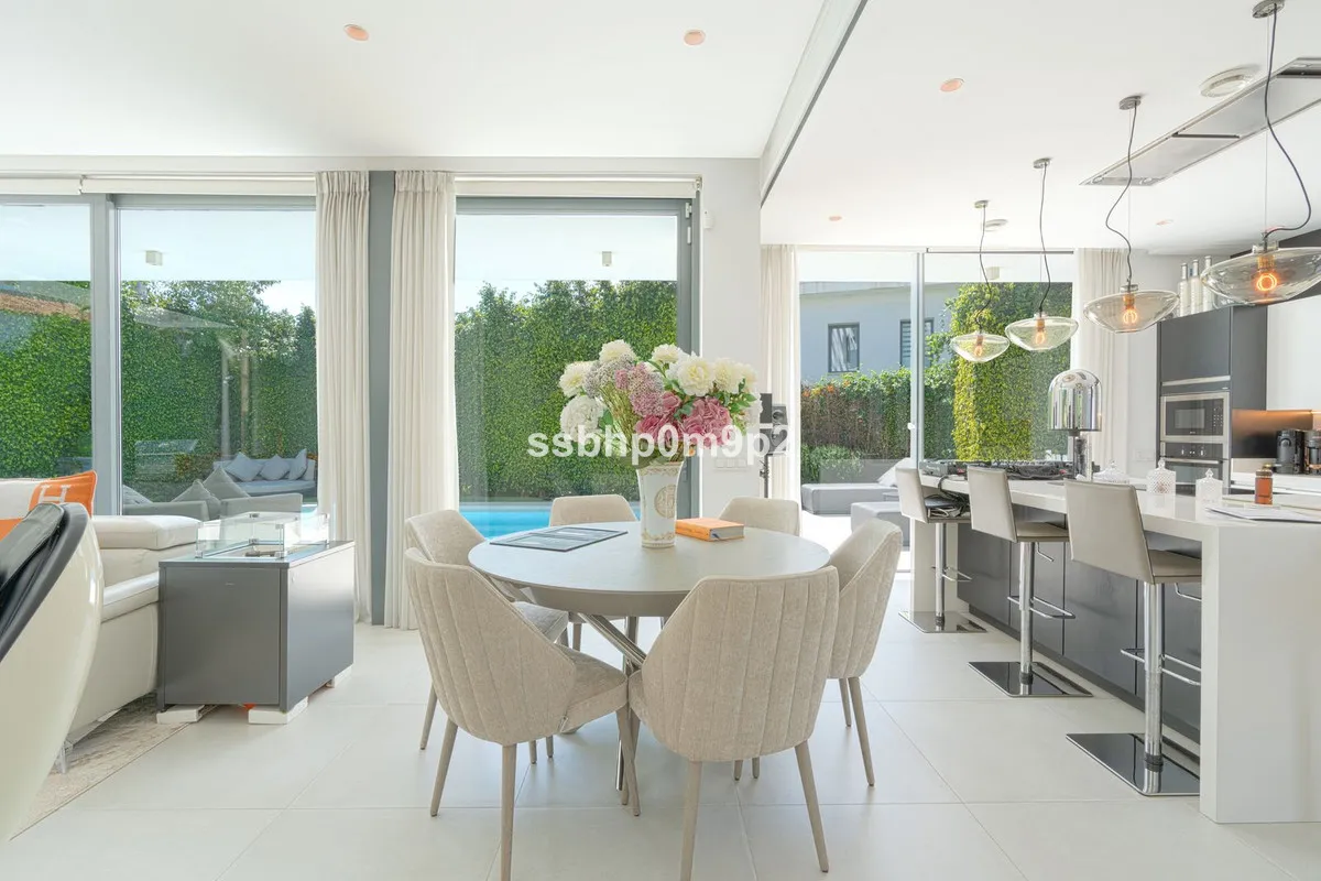 b3169fee-807a-4153-a5f5-ed71fca4e34e