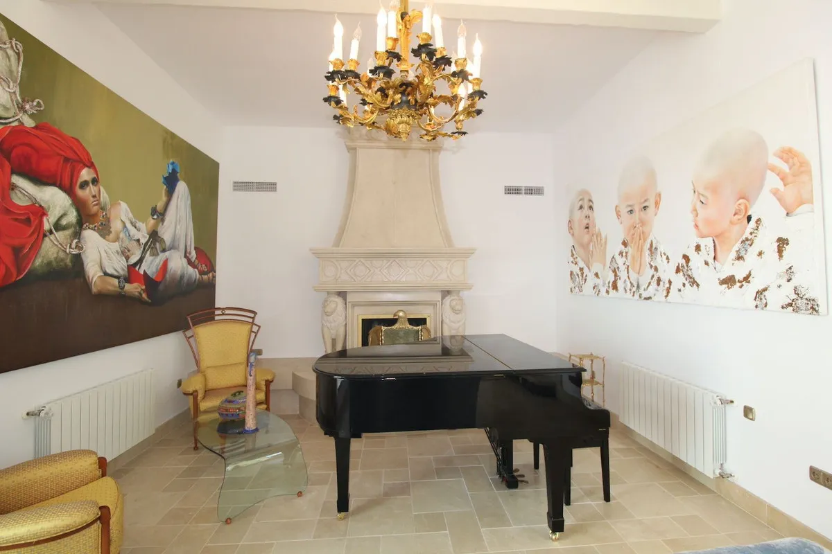 c106b9f7-5e18-4652-bd26-6673552c2e88