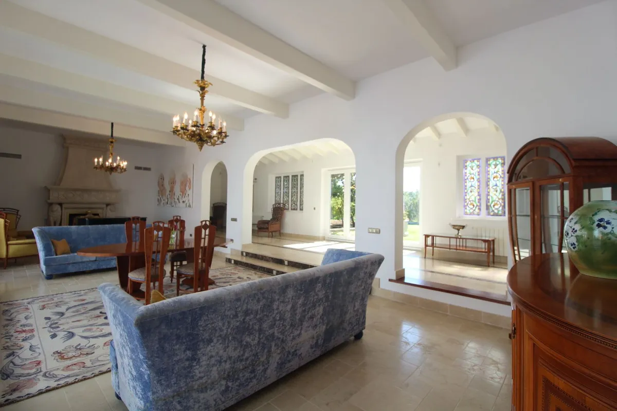 f265d4b8-41cd-48ce-8c92-e7309917c405