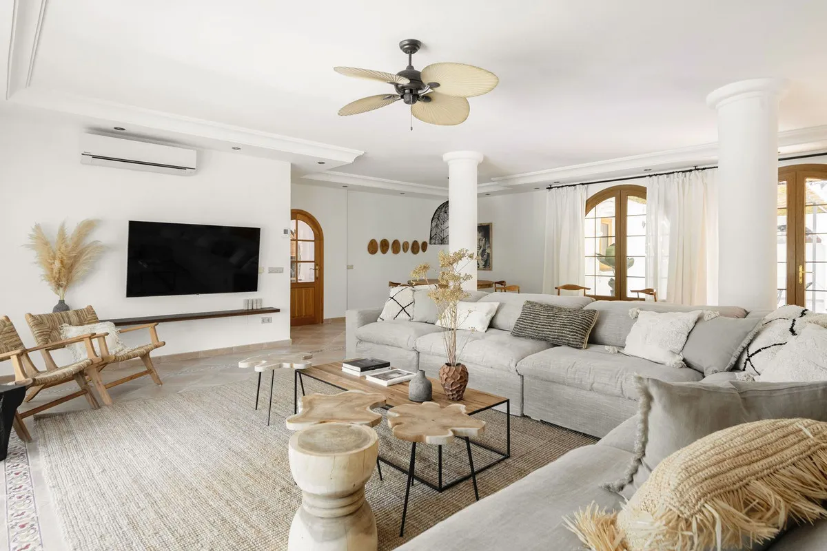 10a1d924-abe9-4534-b9cf-071c7ccd45a3