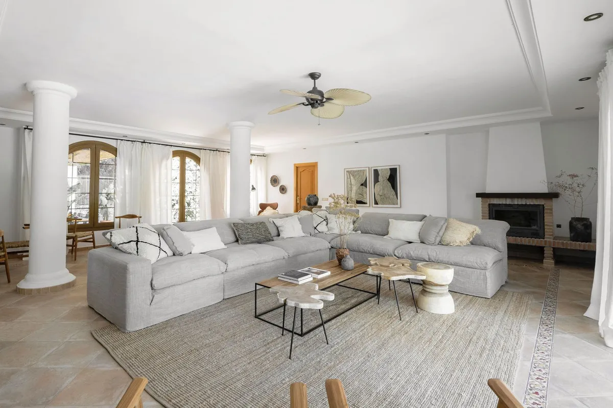 65588d84-f654-4879-b657-00bf66fe2572