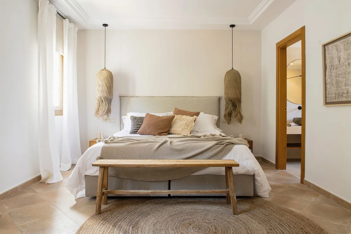 6adb533a-1635-442b-86c9-342f4af70206