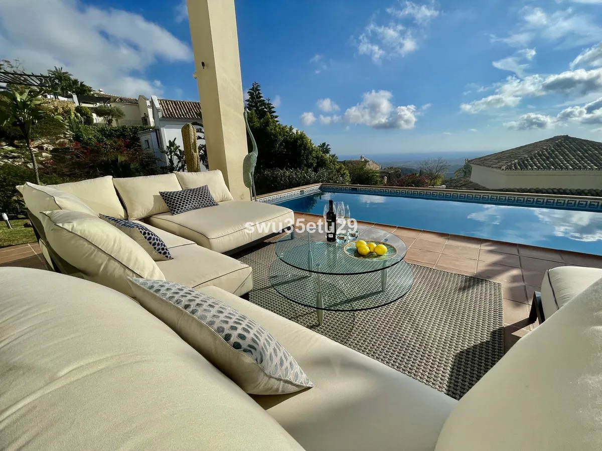 13ec42e7-549d-4617-bd2d-24fac37e2b0f