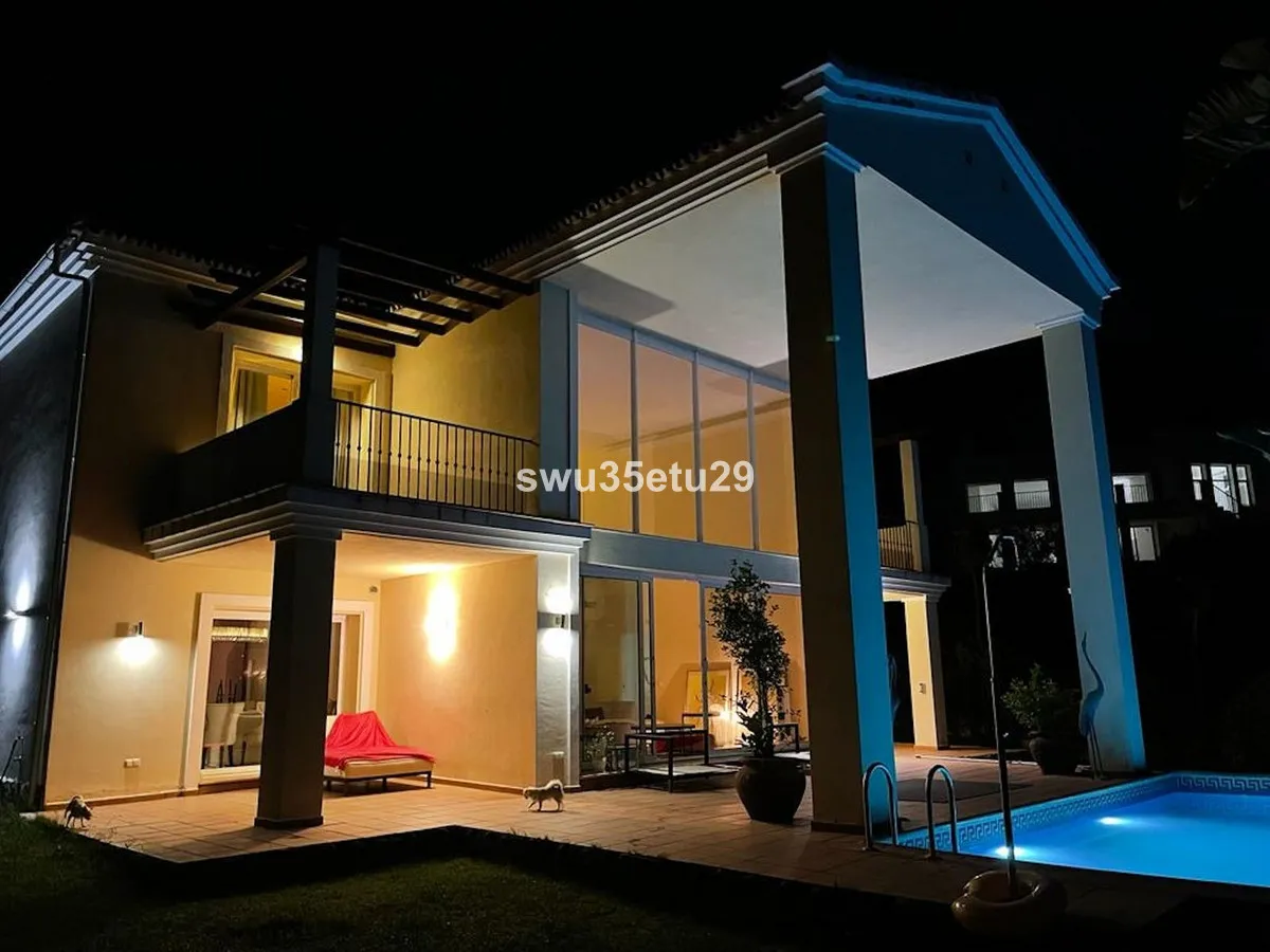 4ec4dd63-0a9c-4c42-9188-e207c3ab26c5