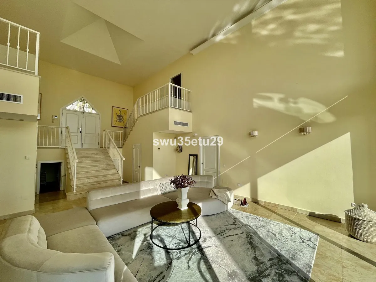 908cecc1-264e-406a-bc92-e049156e4d30