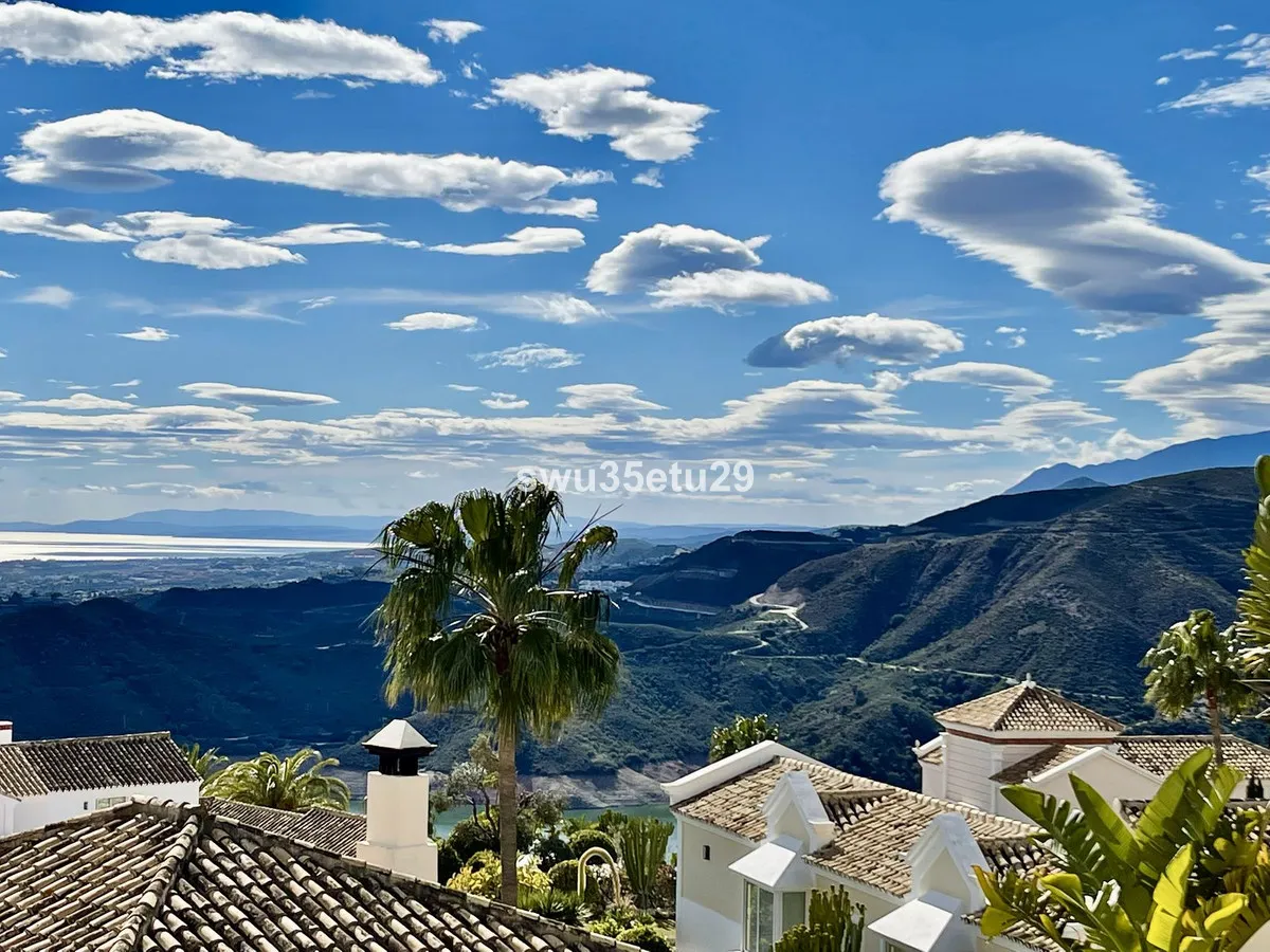 a7a5cc56-60f1-4a9e-84ef-cf2840cc72d2