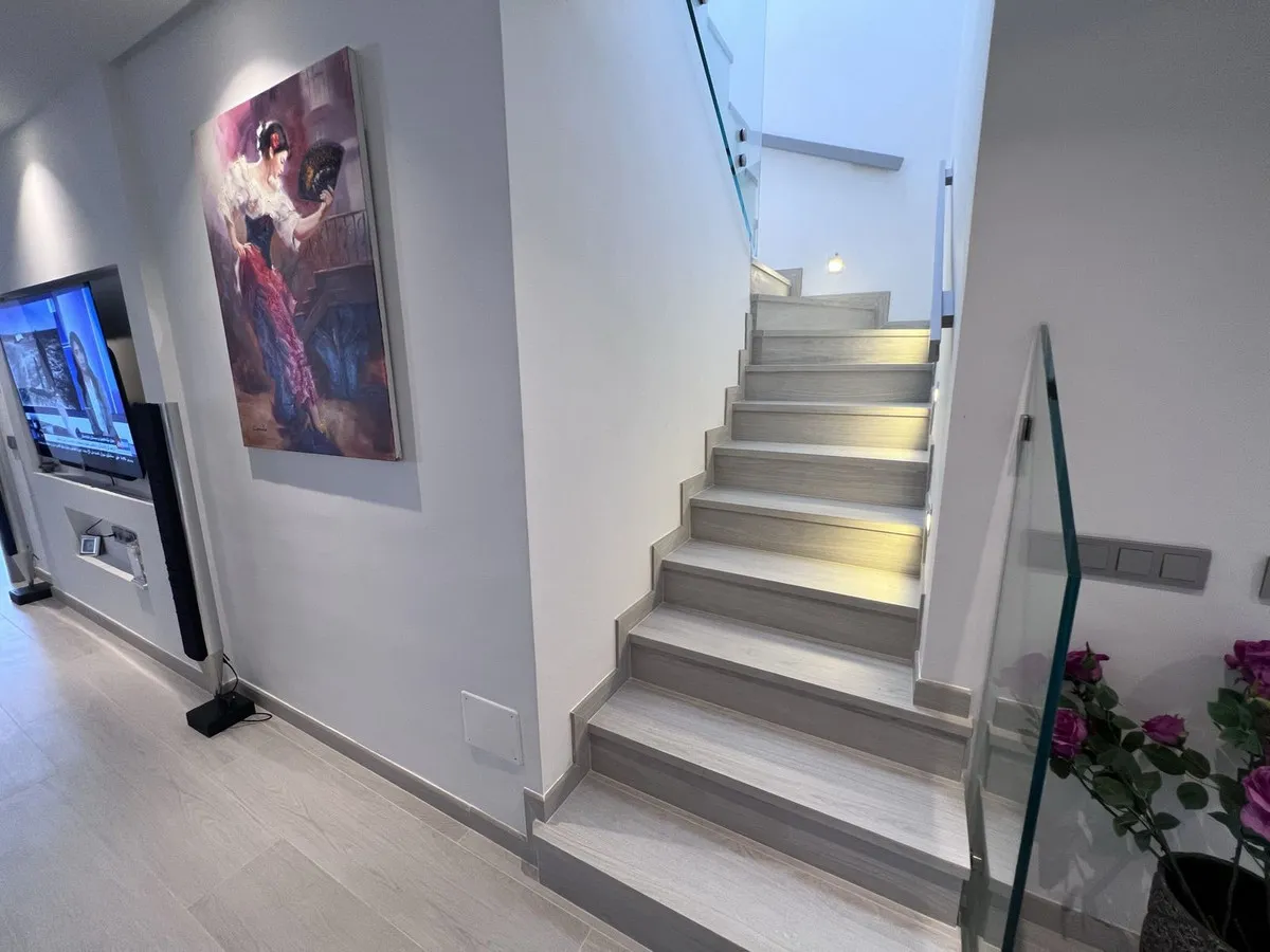 563ff4d6-bb50-4a2a-b146-67e328e6cd8a