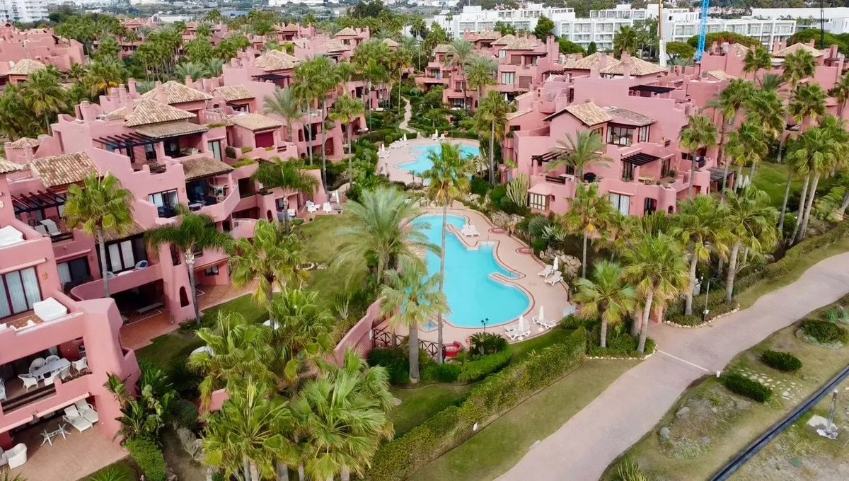 96d8e28e-d33b-4cd9-af9d-46be44086587