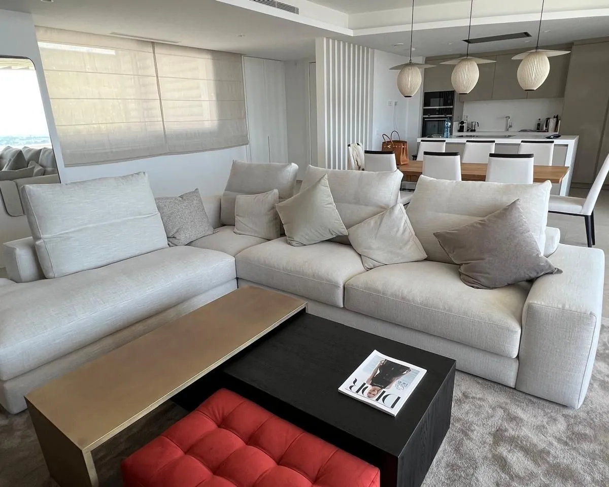 1df2025c-e743-43a0-9292-a85ccd70bedf