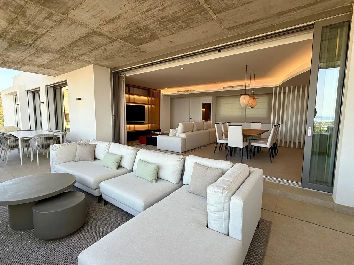 2313f21d-d1f9-41d8-90bb-f26e61e74f29