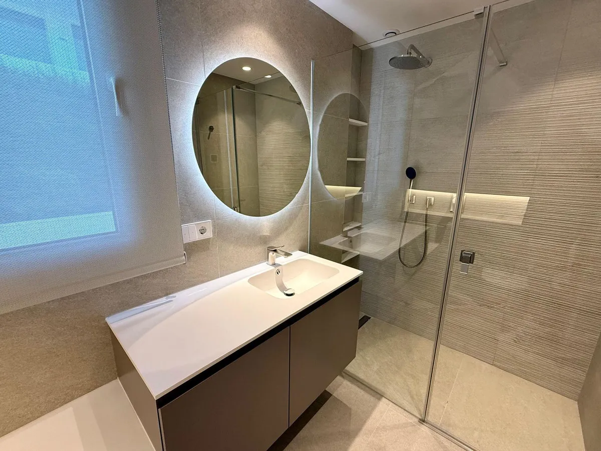 28b860d9-82d0-4861-bc14-b76132d0d32f