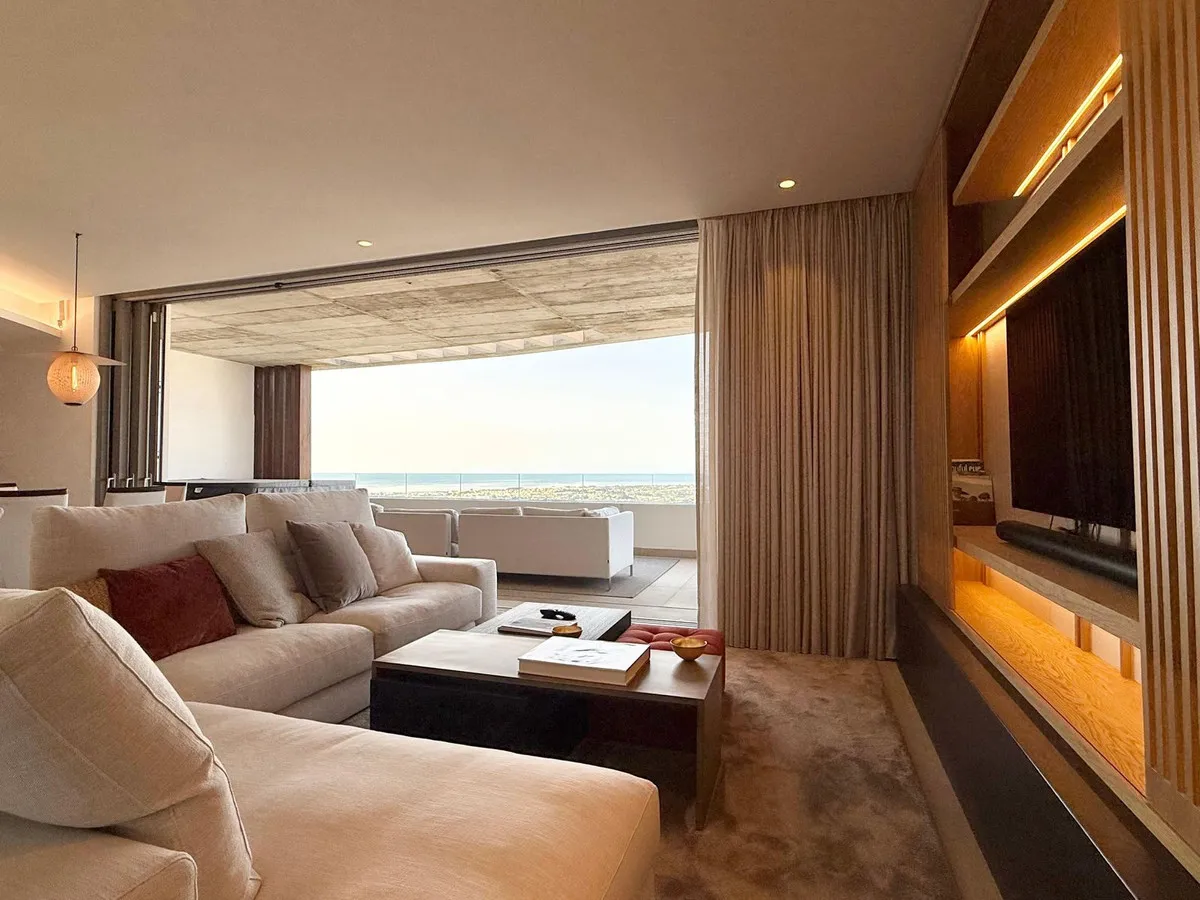 2be2dbda-d03e-42e4-acfc-f39259f7ca92