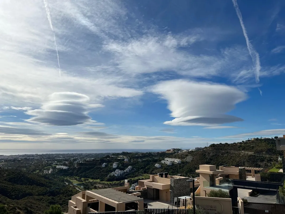 bc3c2f27-a6de-4540-ba2a-680d0394a7ad