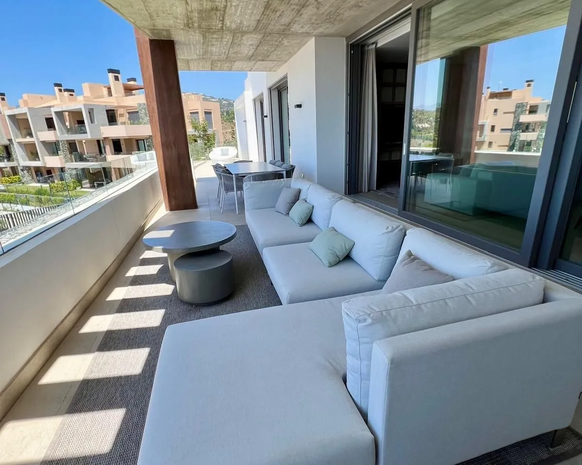 cb5e633e-4f41-4302-9c7f-448f05558a84