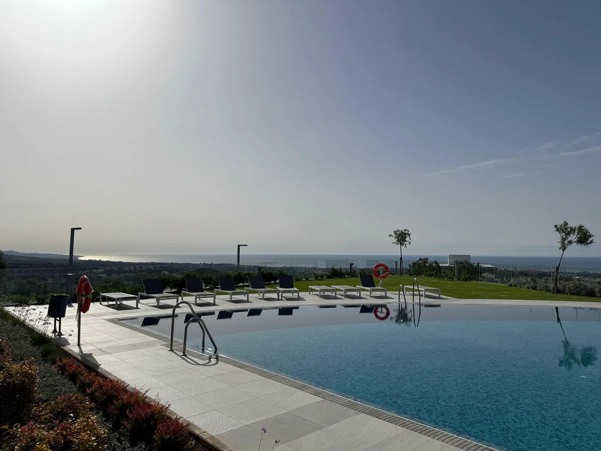 fd8a149b-a101-4a0b-a30b-6d24b0d353f1