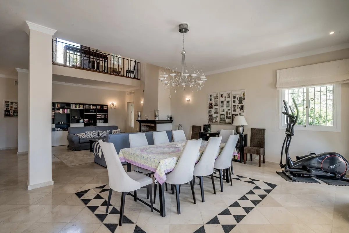 7787793f-2e40-452c-8b86-0c2130e38d40