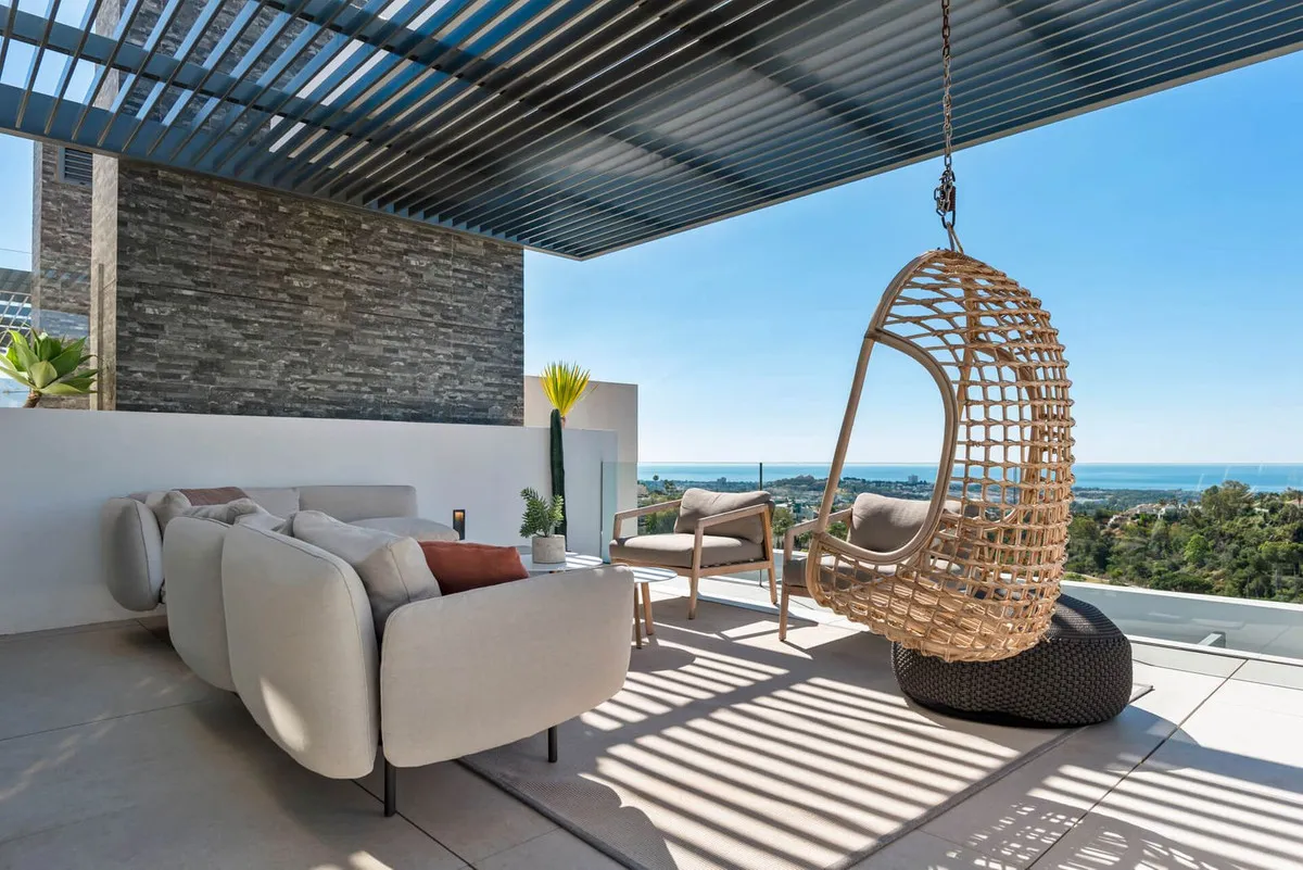 5267fb98-52a6-41ac-ba9e-b15cddd5400d