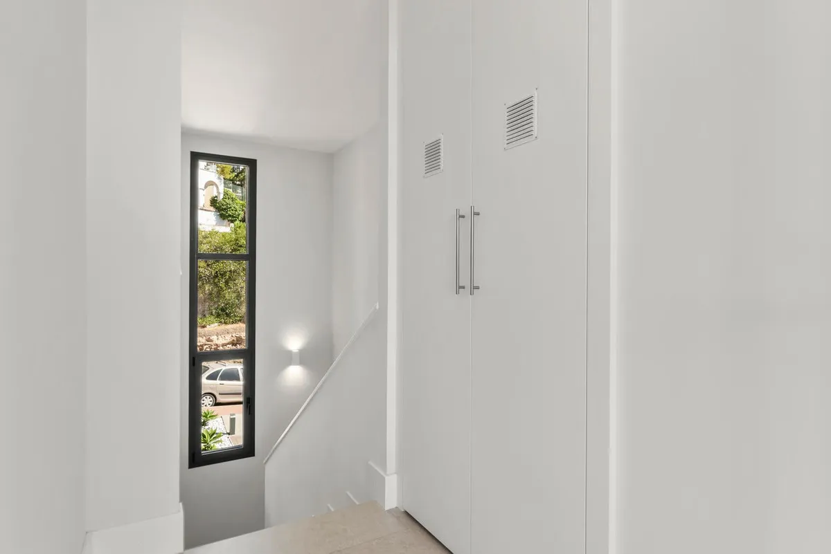 ee2d5dbf-e9a2-4513-91cf-6bae7ebe6f3f