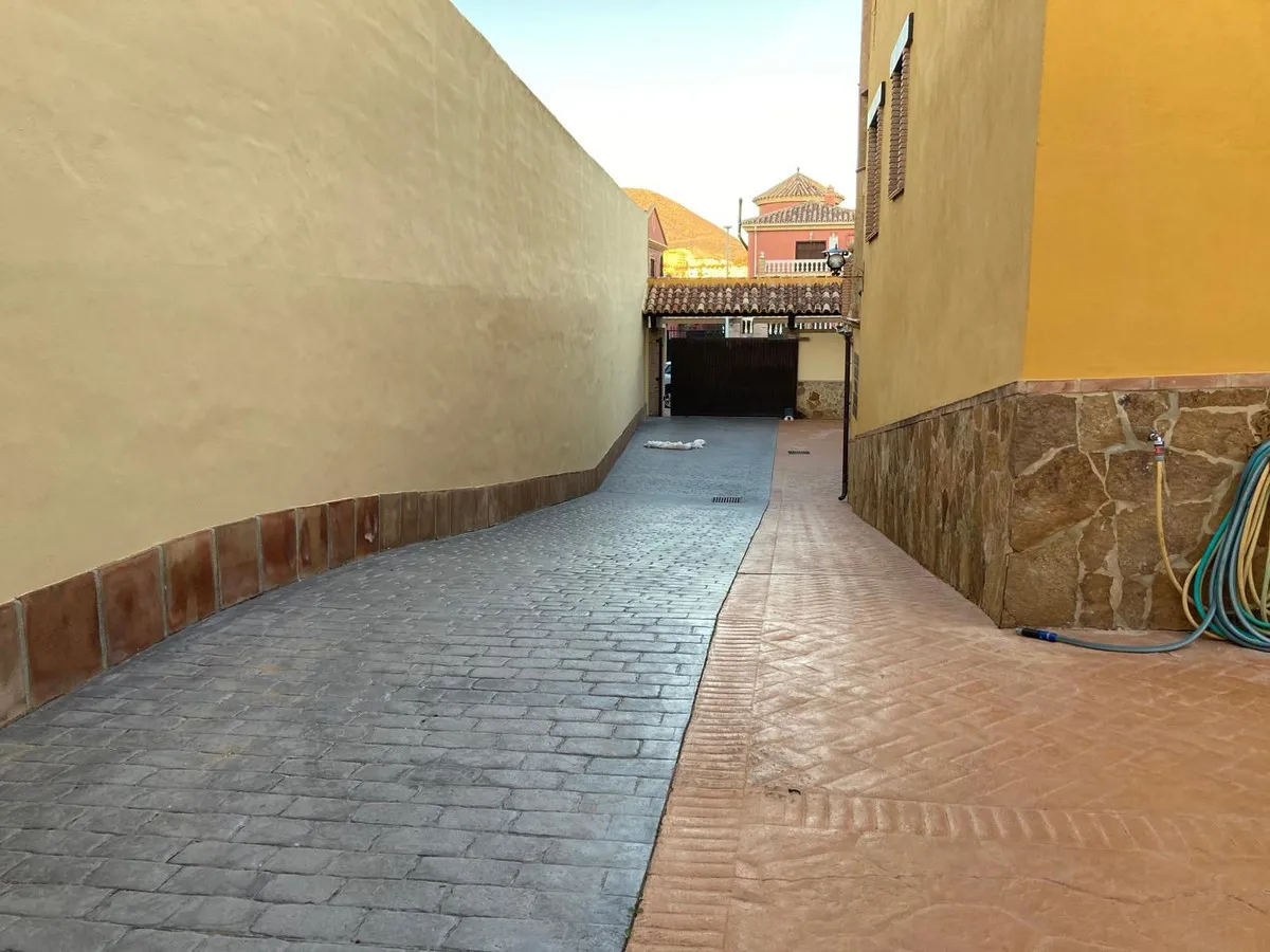 09579051-8bd6-45ae-a577-61dbf5a5373d