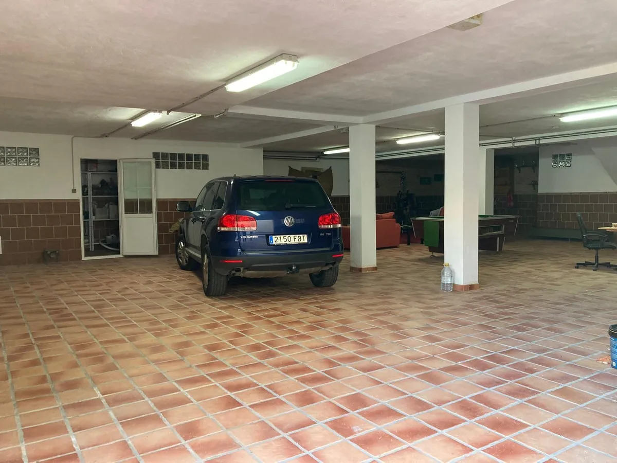 5c78db9d-1ddc-4146-912b-fcf84f9a44aa