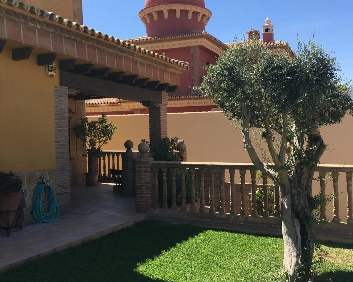 5f3bbeeb-c877-445e-b969-f1b3339978c9