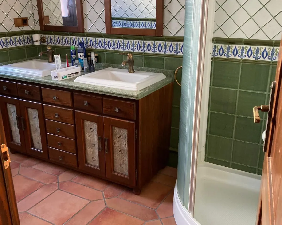 ecc2066d-546e-4ecd-9c4a-a47bfdf8a580