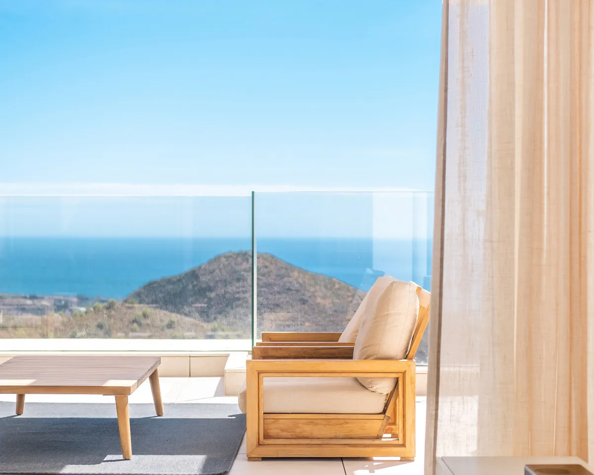 20851949-81ab-4676-93a7-86cc102c3cdf