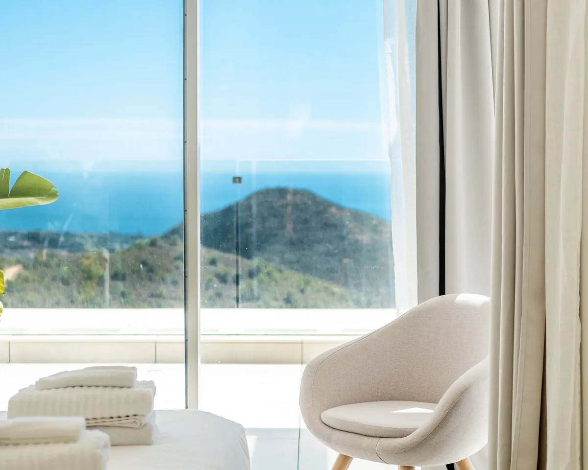 625b3e85-8200-4aa6-b9b9-27a068aadcf8