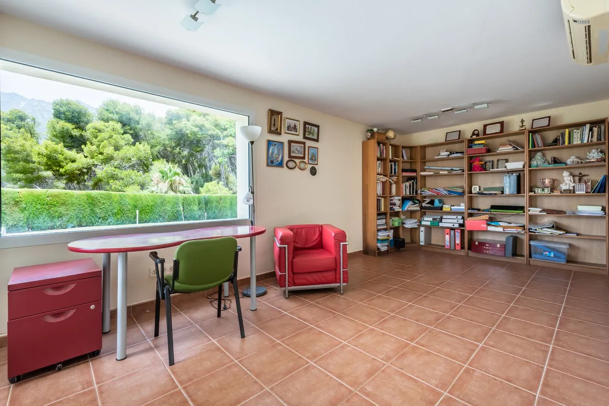 4a7c428d-f1fe-4eea-9829-1c532600758a