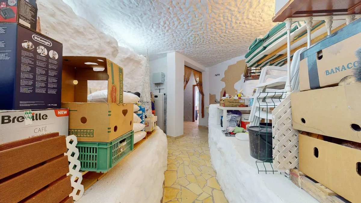 2821e3f0-6cef-4d37-ba0f-f4da058f5ecc