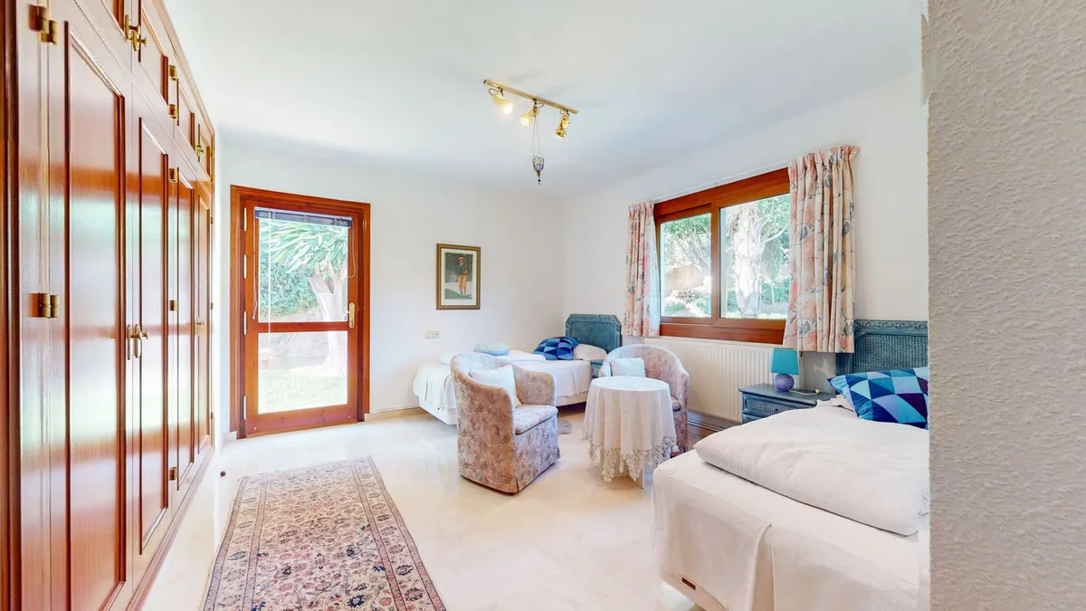 2becbbed-5cba-460d-a480-b88295f294f6