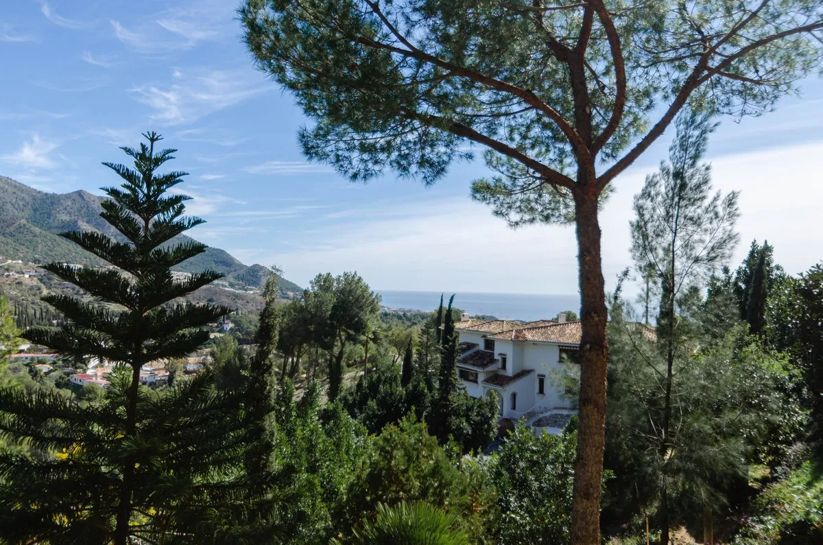 9edd7146-f52b-4471-a8db-141c79ccd760