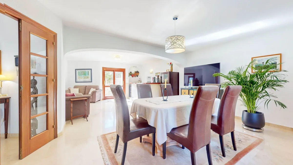 a3dfcfb9-1ec9-4dff-ad57-703a83685b7f