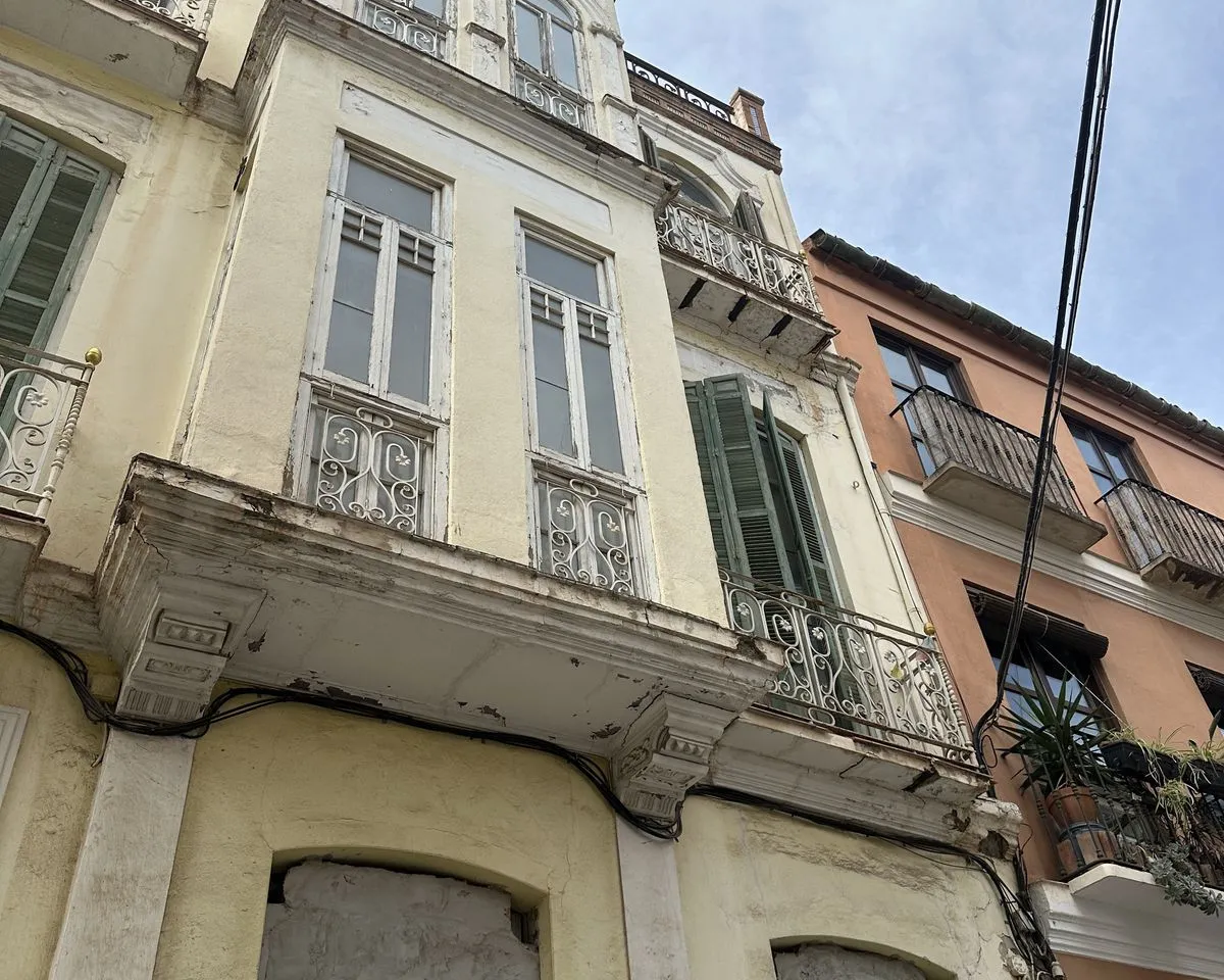 b737957c-36f5-4641-ade5-9f366fd50b02