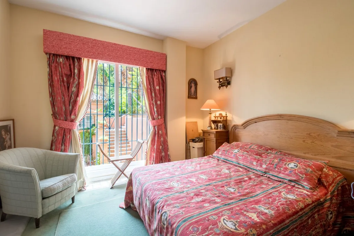 28e19737-4e7b-461c-bd9f-5b3d09f105bd