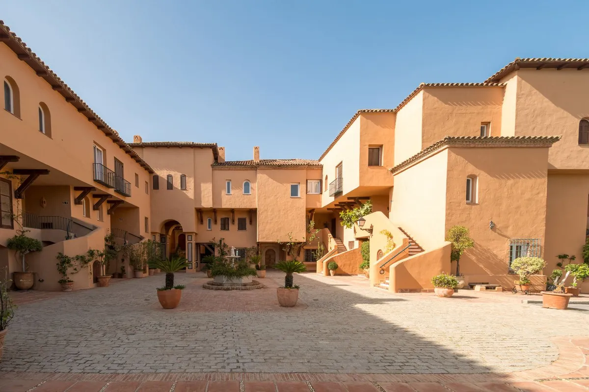 77f46317-ee23-4b5a-bdc9-3caa79650804