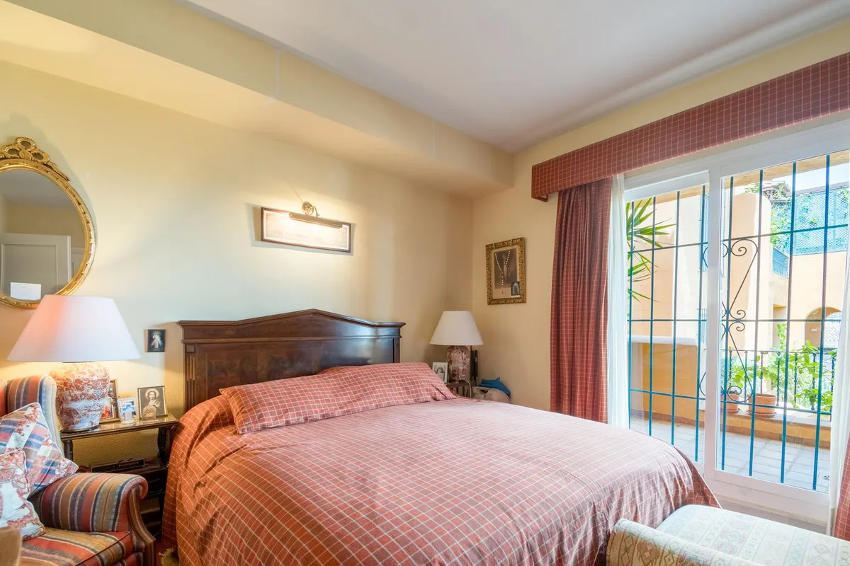 f2acd50e-063b-4c3c-91ba-6cdb84da6cde