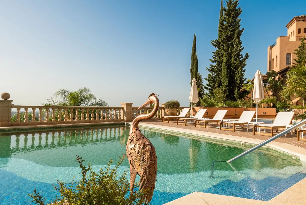 fa41d31a-8df4-471f-a2c9-33553328d256