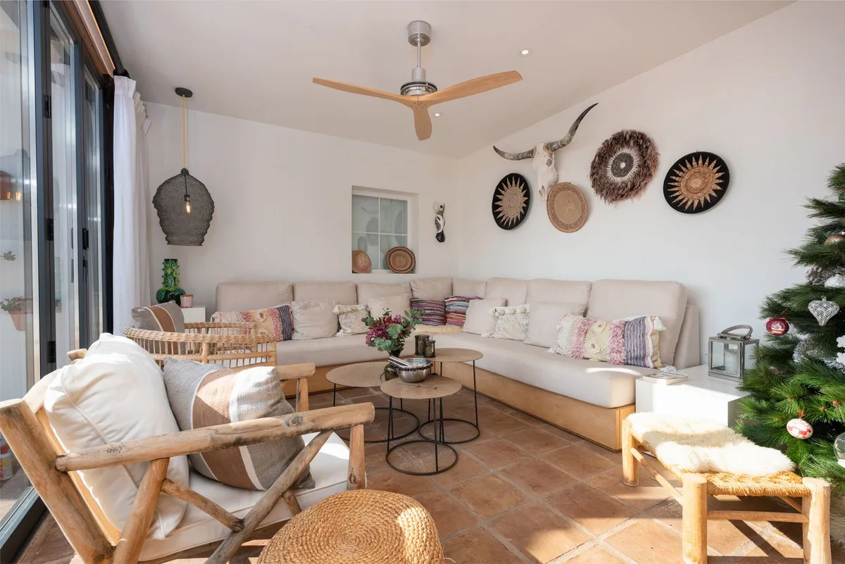 1e68641d-14b3-49a2-b5b2-fa28110b10ab