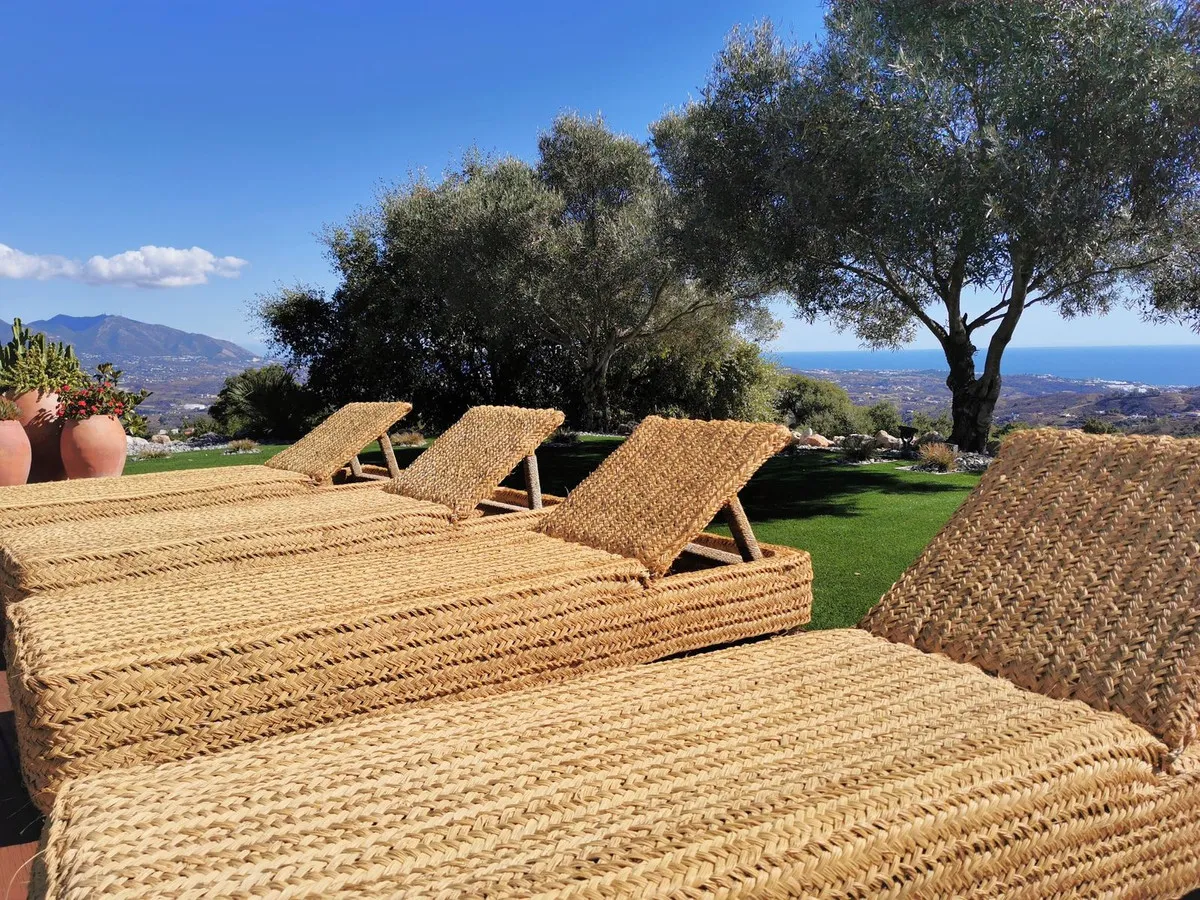 588bf062-61f9-41ef-82c4-b0115eaf80b3