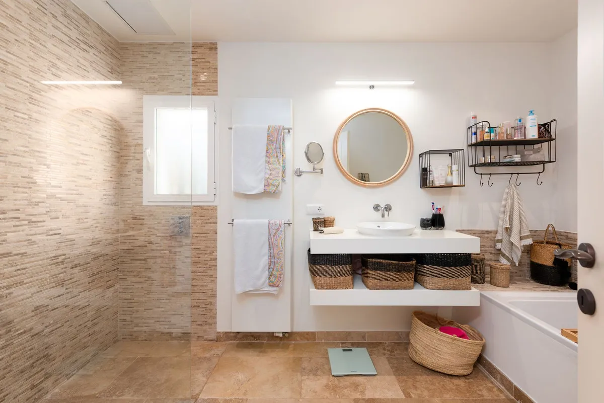 81519515-5951-4ff3-828a-9cd53ee836ac