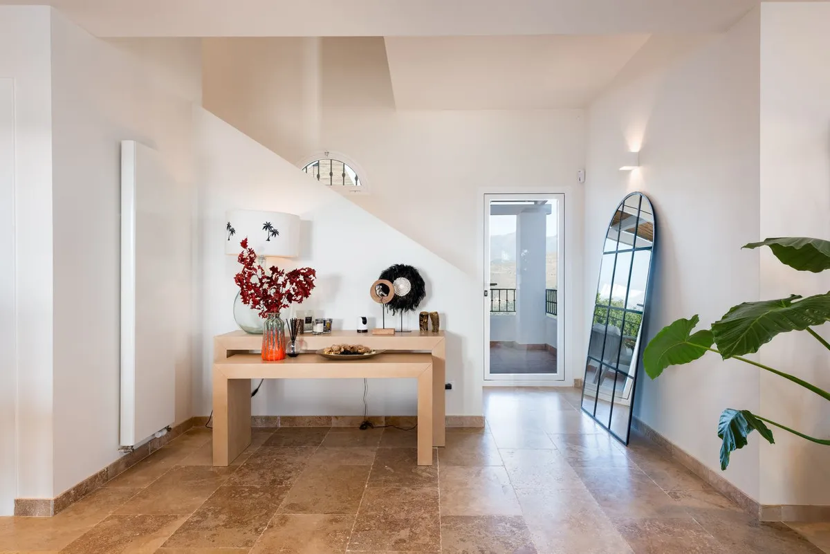 a06943fb-b511-4c0e-adc1-feabb15c2684