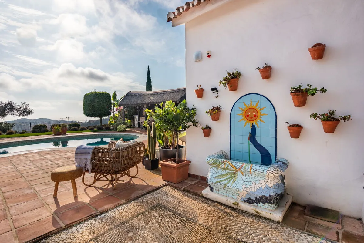 ab2f4ee2-2067-4fa0-8947-4f48dbf6fc59